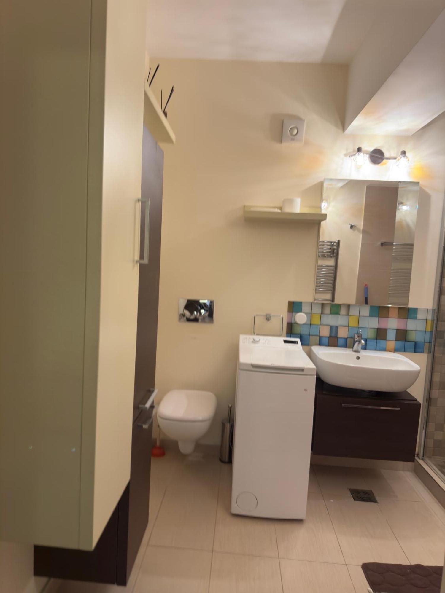 Executive Flat By Chr Luxury Apartament